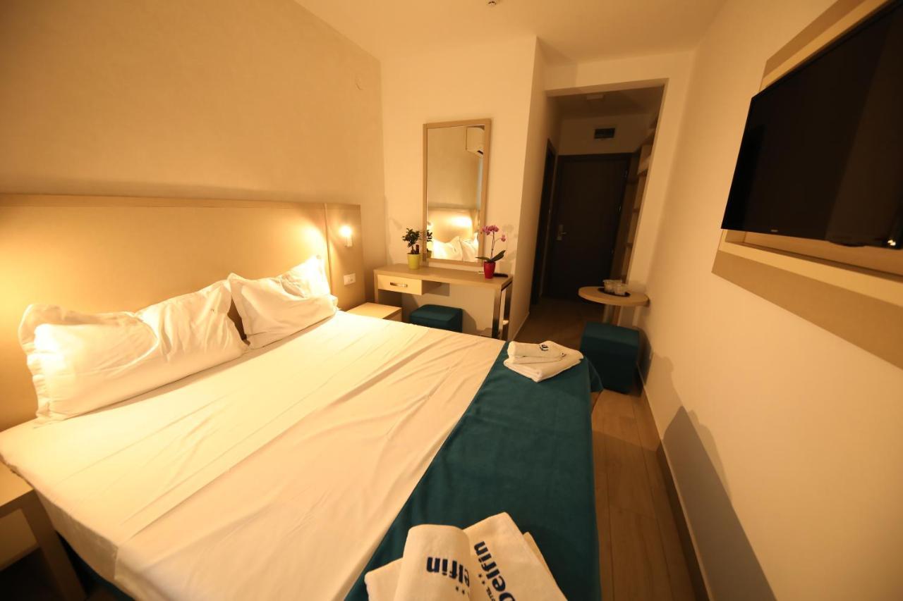 Hotel Delfin Мамая Екстериор снимка