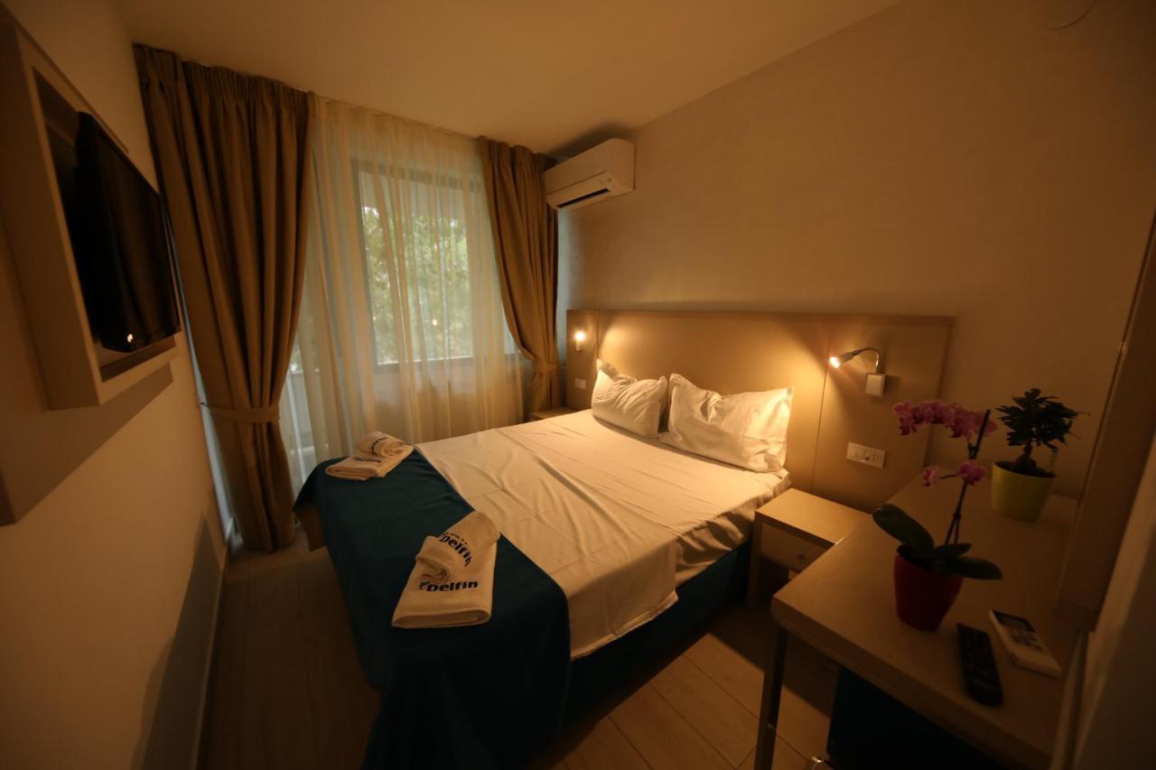 Hotel Delfin Мамая Екстериор снимка