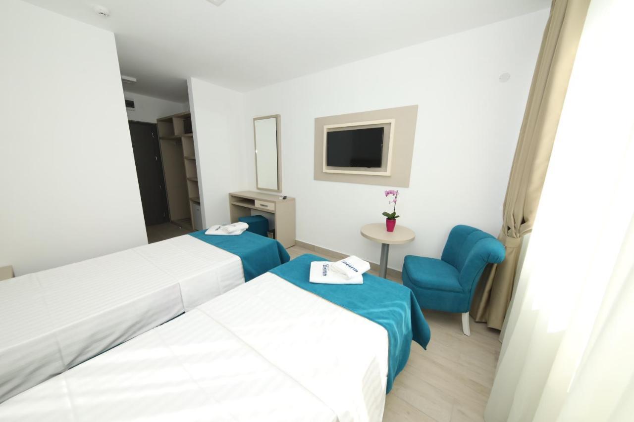 Hotel Delfin Мамая Екстериор снимка