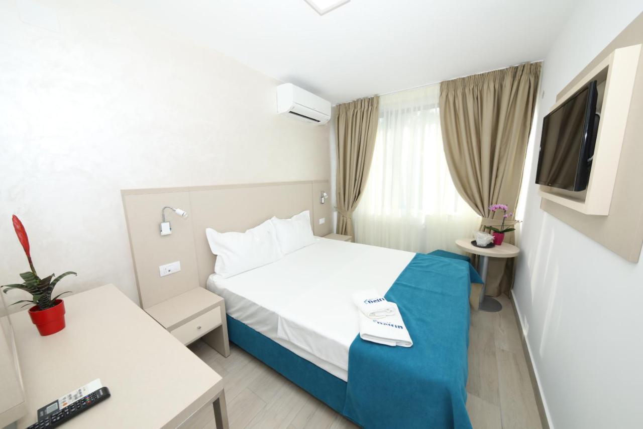Hotel Delfin Мамая Екстериор снимка