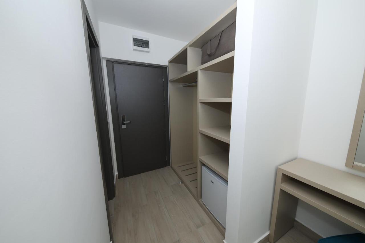 Hotel Delfin Мамая Екстериор снимка