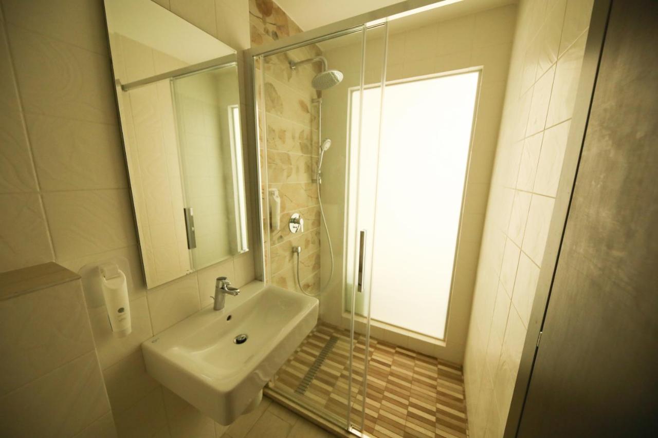 Hotel Delfin Мамая Екстериор снимка